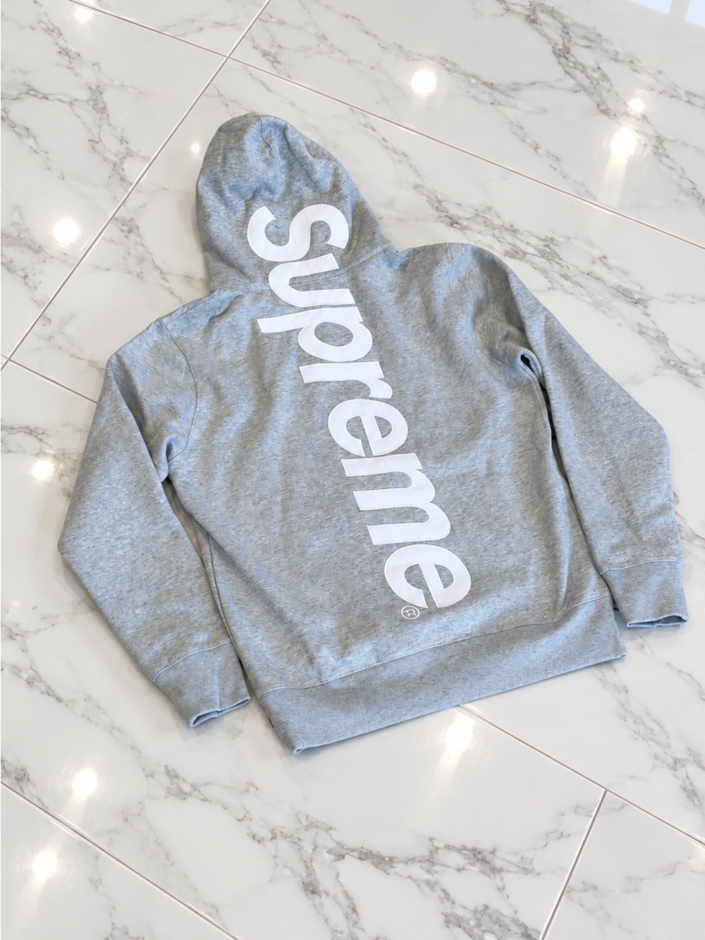 Supreme Hoodie